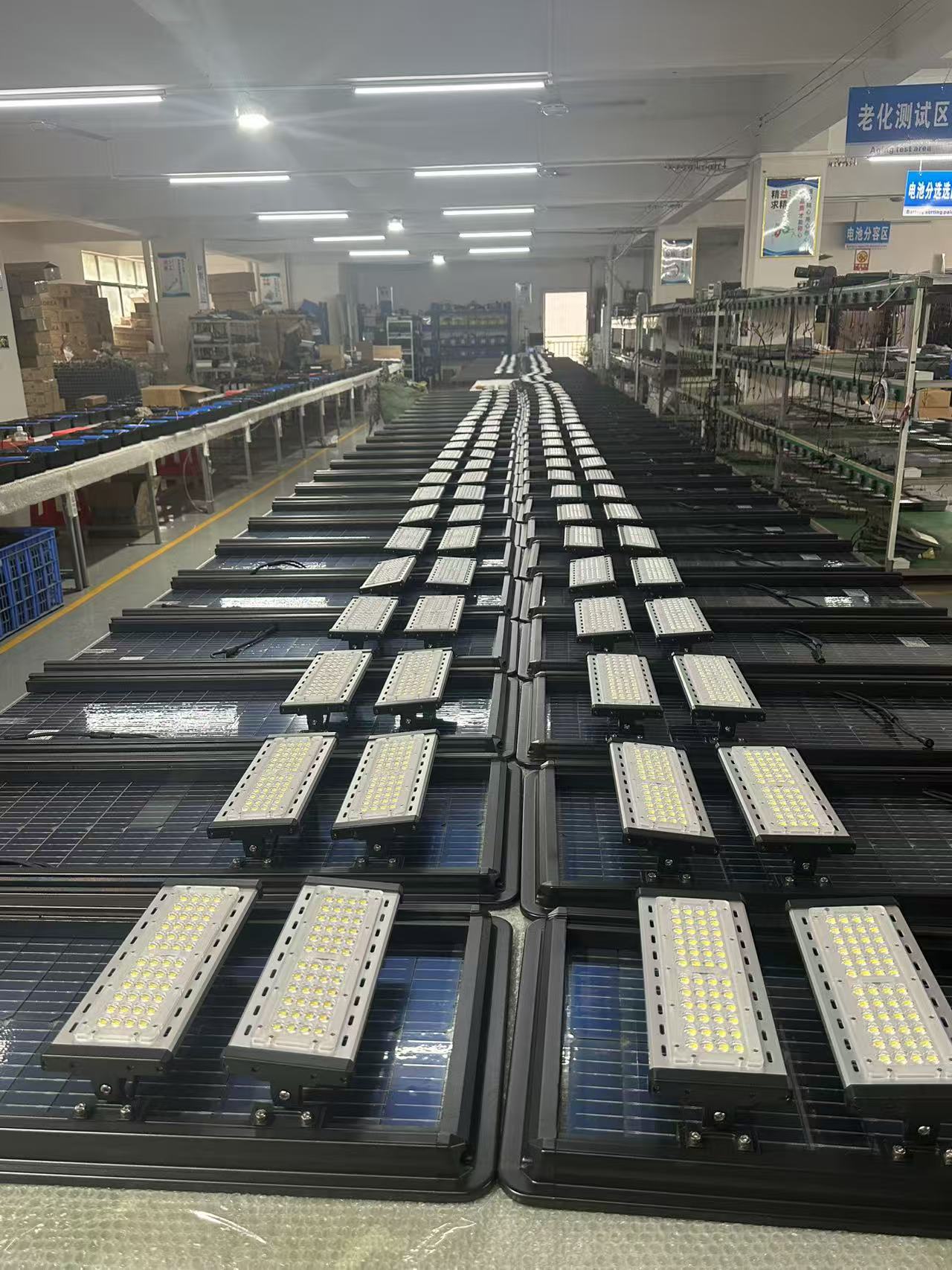 Integrated solar street lights on the aging test line in WILSOLAR's Zhongshan production workshop